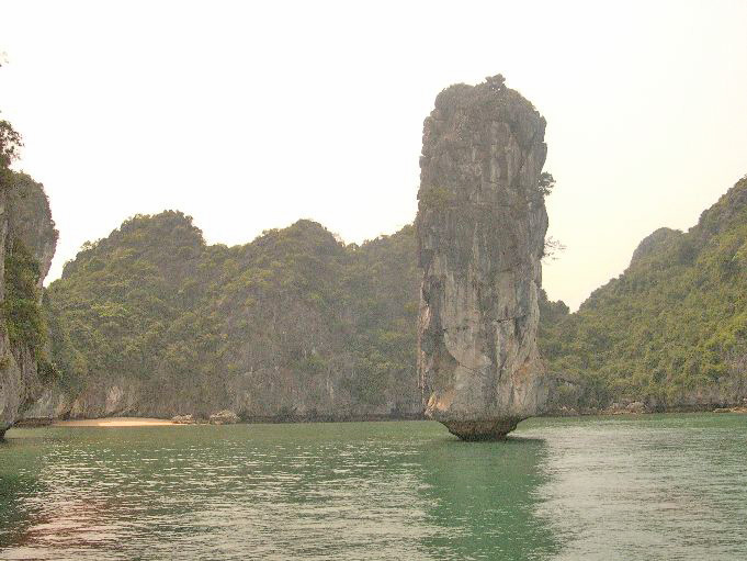 Bai d Along